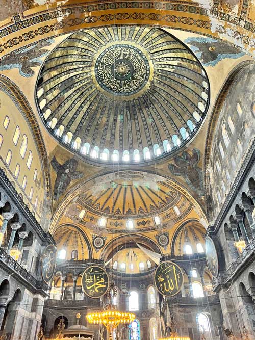 Istanbul Travel Guide